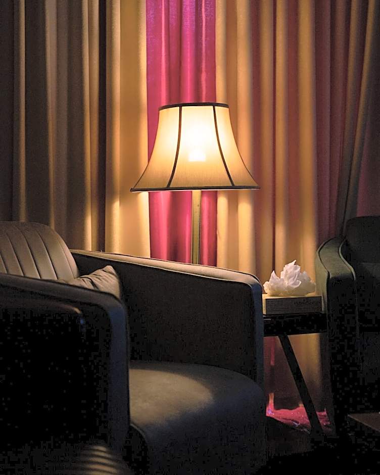 Sama Paris Plaza Hotel