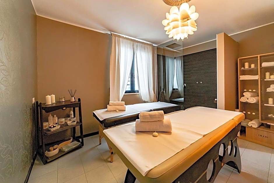 Hotel Ambassador