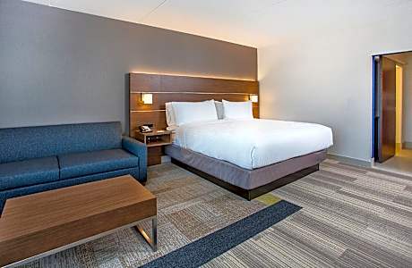King Suite with Sofa Bed