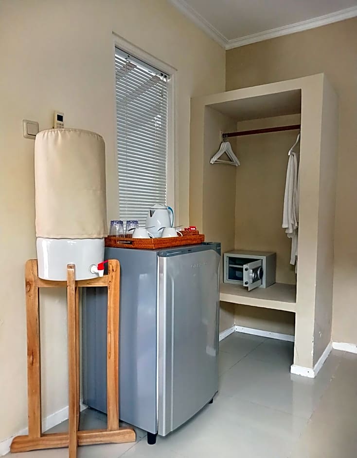 Scallywags Smugglers