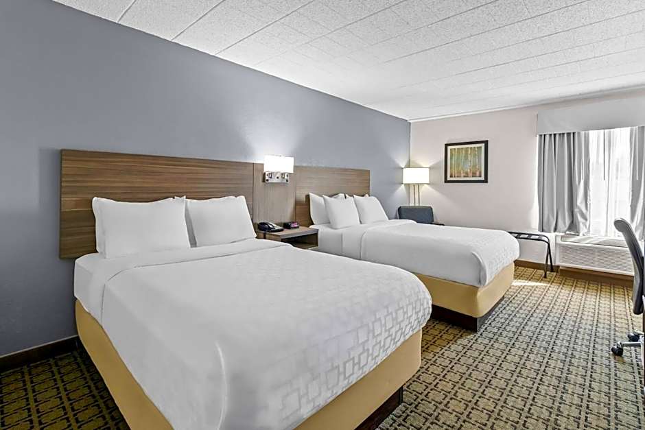 Clarion Inn Cranberry Township