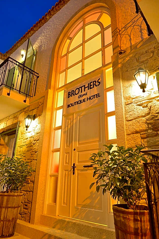Brothers Cesme Boutique Hotel