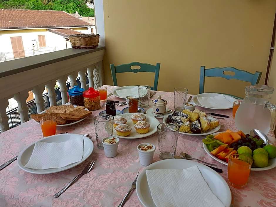 Le Terrazze Sul Pollino B&B