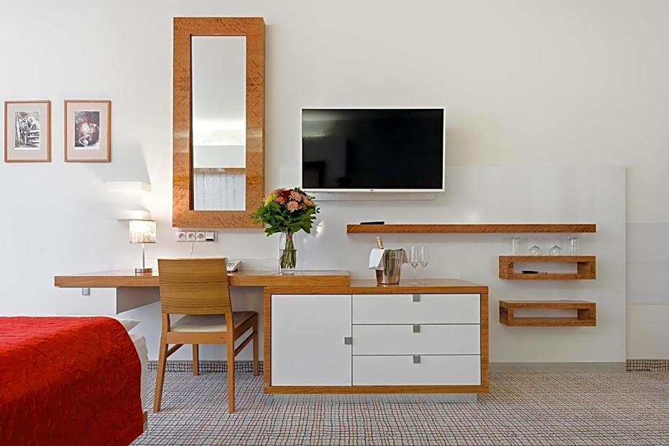 St. Joseph Royal Regent