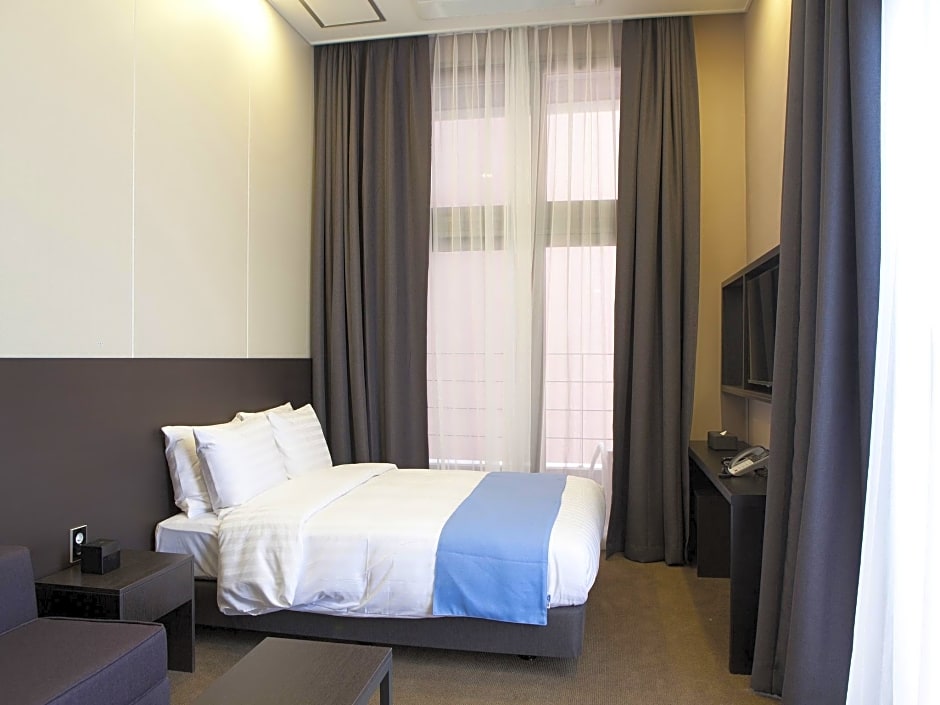 S Stay Dongtan Hotel (formerly Days Hotel Dongtan)