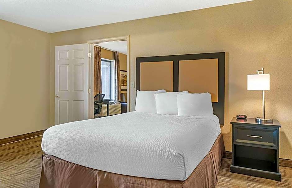 Extended Stay America Select Suites - Detroit - Ann Arbor - University South