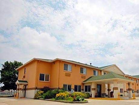 Quality Inn & Suites Lincoln near I-55