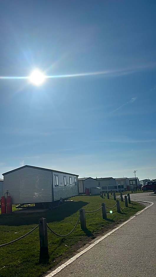 WillowWay168, Tranquility Family Home