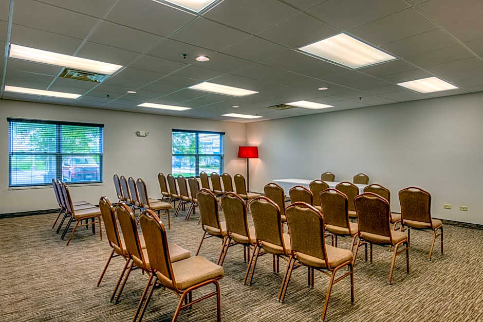 Country Inn & Suites by Radisson, Crystal Lake, IL