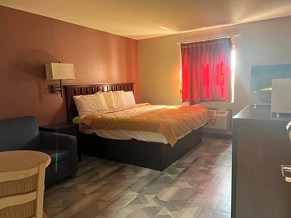 Camino Real Hotel