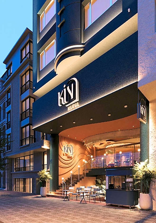 Kin Hotel Ly Tu Trong