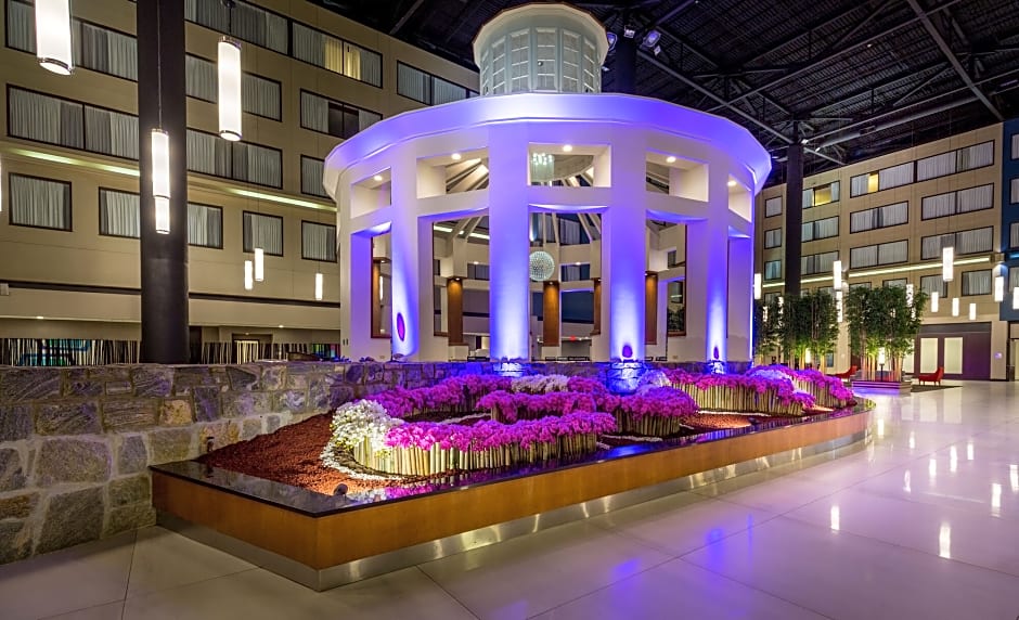 Crowne Plaza Stamford An Ihg Hotel Rates From Usd99