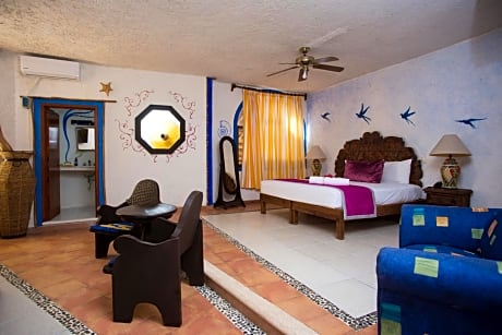 Deluxe Suite