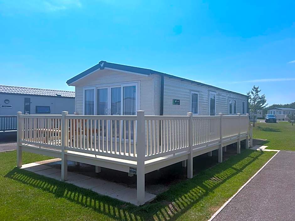 Home Farm Park - Caravans & Lodges without Hot tubs
