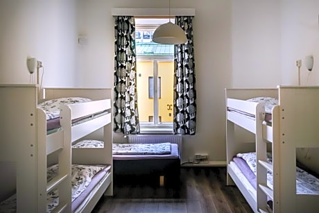 Single Bed in 5-Bed Mixed Dormitory Room