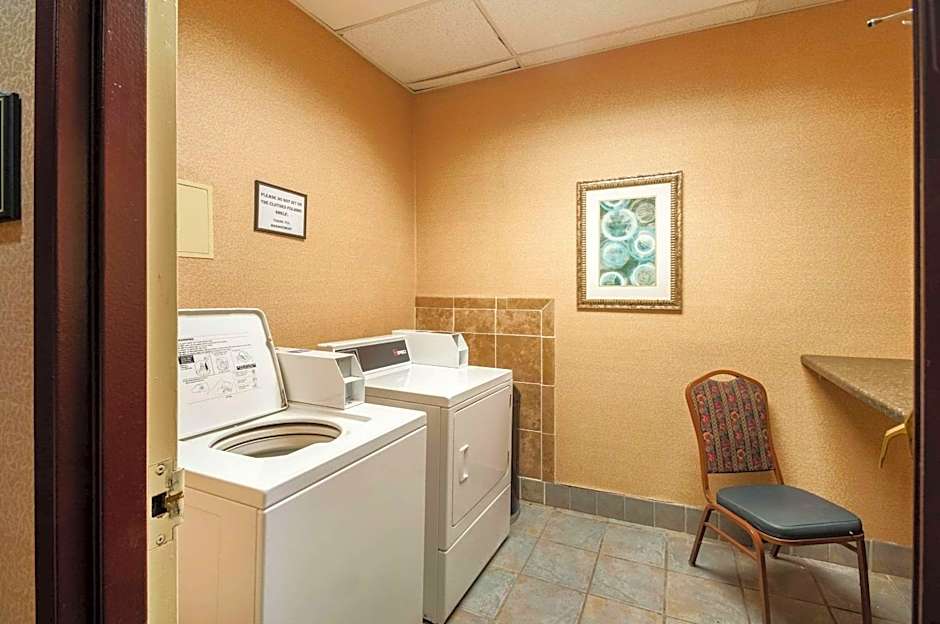 Clarion Hotel & Conference Center Leesburg