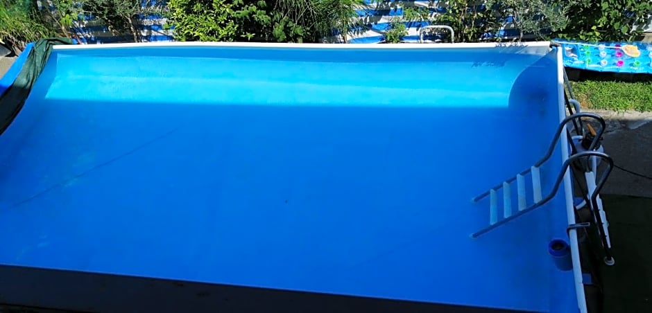 Annabella's Country House