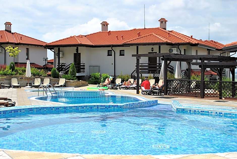 Bay View Villas - Luxury Villas & Apartments