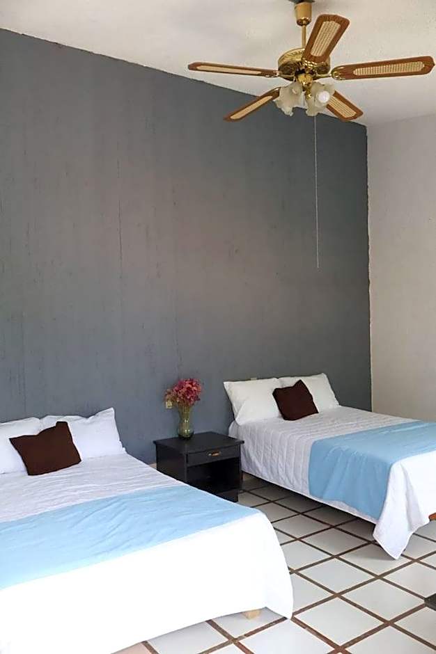 OYO Hotel San Felipe Inn