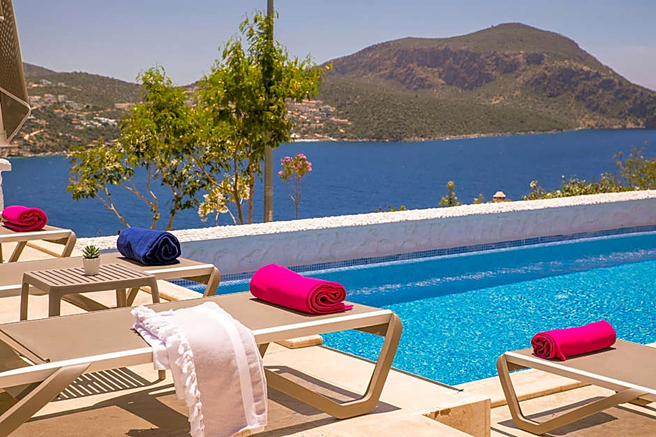 Kalkan Saray Suites Hotel