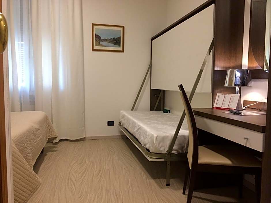 Coccodrillo Hotel & Apartments