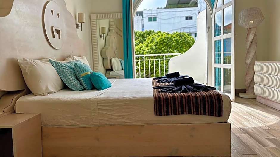 Coco Rio Hotel - Mamitas Beach Area