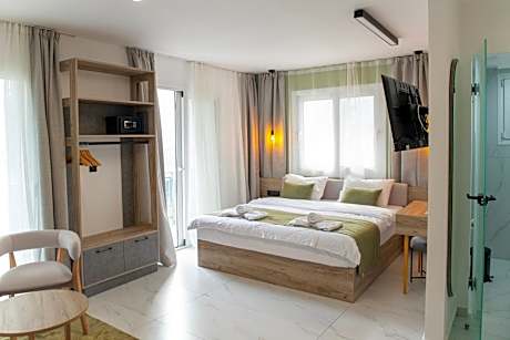 Deluxe Double Room with Balcony