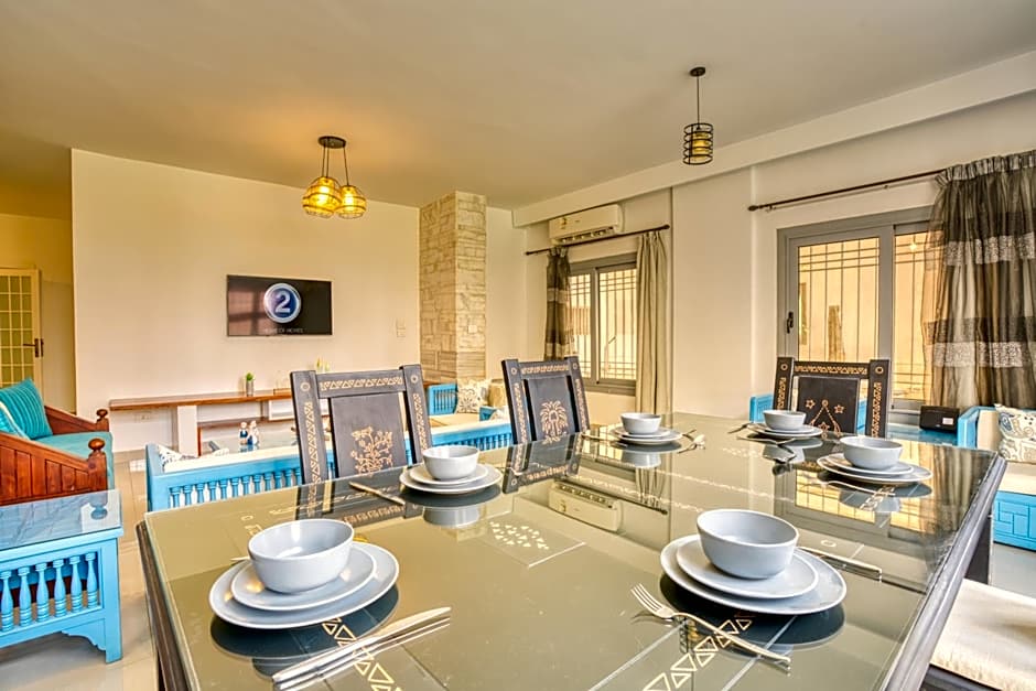 Spacious Garden Duplex near JW Marriott