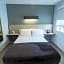 HOTEL LEMON GREEN -Zona Expo Frente al Centro de Convenciones