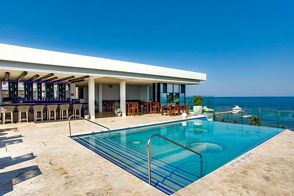 Alaia Belize, Autograph Collection