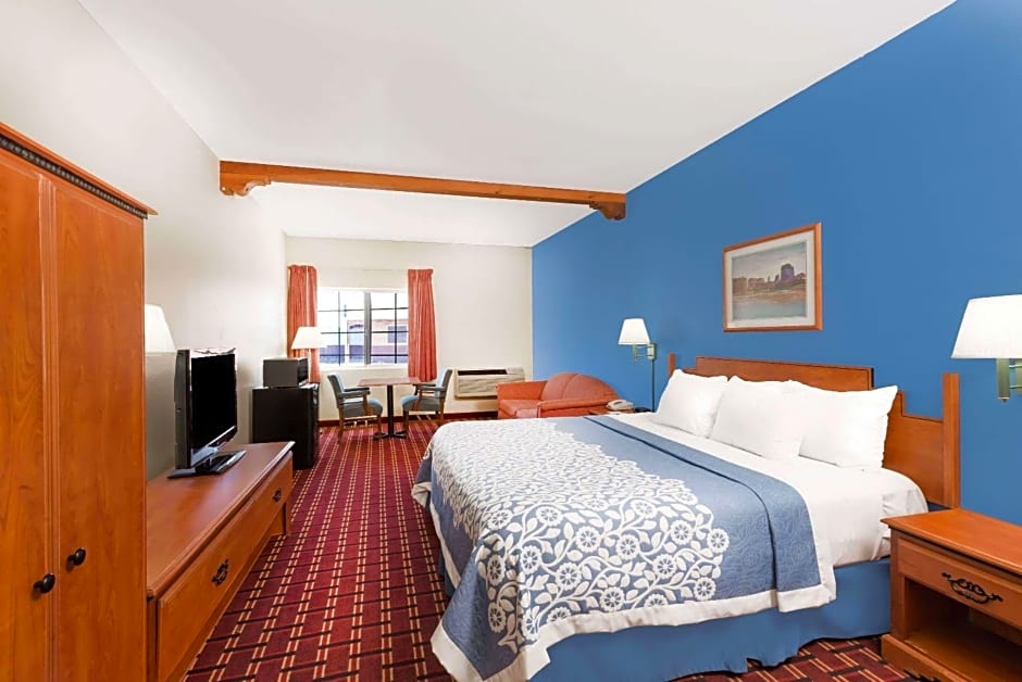 Days Inn & Suites by Wyndham Lordsburg