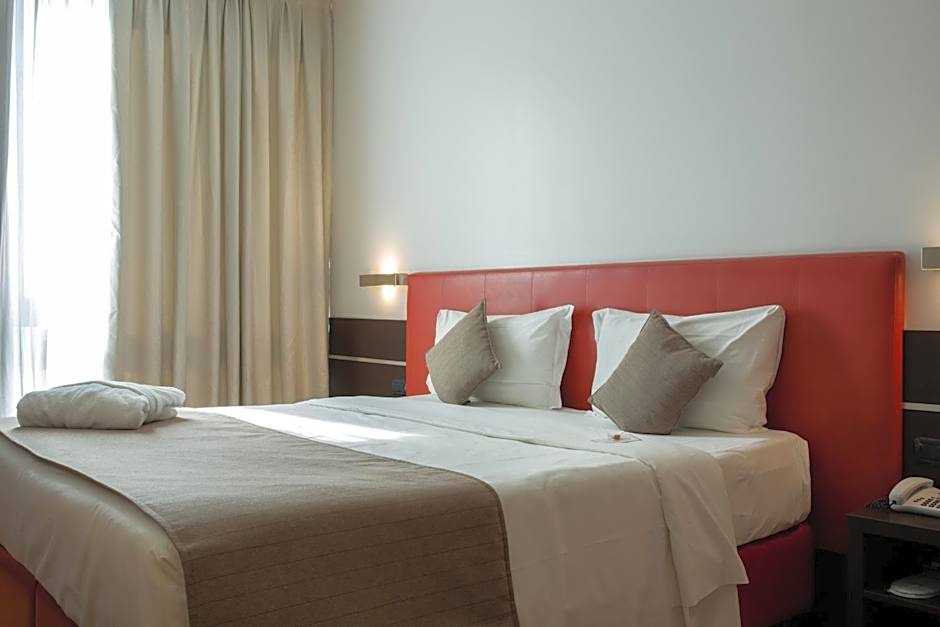 Euro Hotel Residence