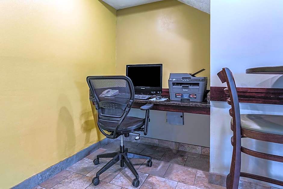 Quality Inn Traverse City