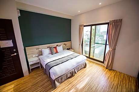 Double Room with Mountain View