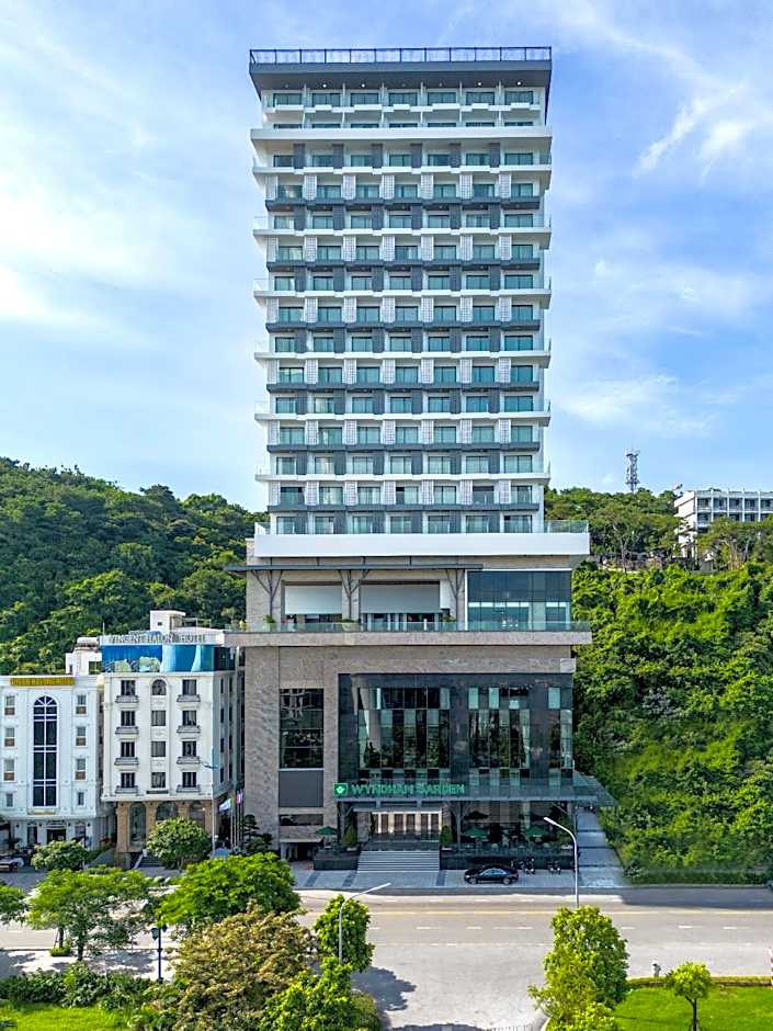 Wyndham Garden Legend Halong