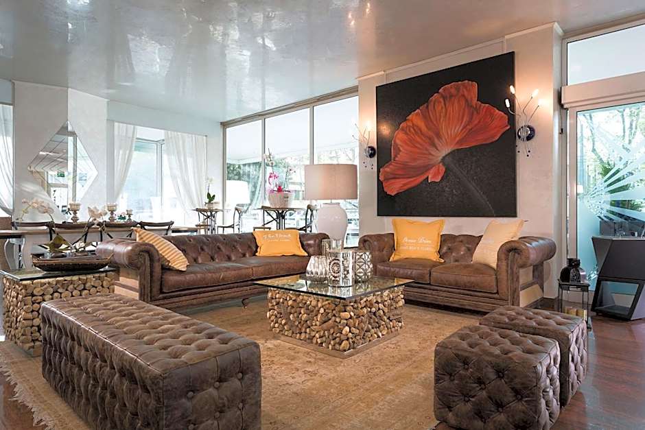 Best Western Maison B Hotel
