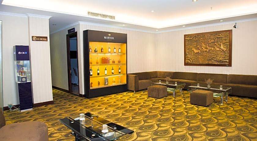 Hai Ba Trung Hotel and Spa