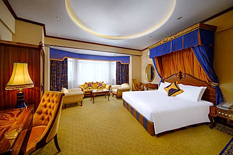 Royal Tower Room - King