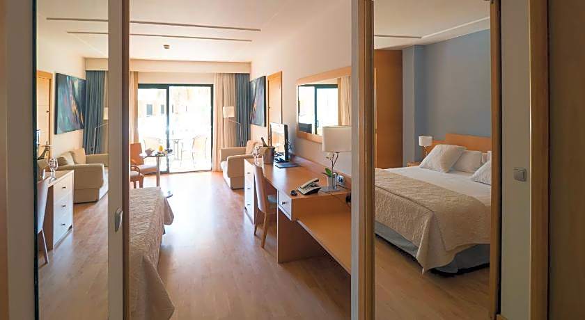 Hotel Clipper - EL DELFÍN VERDE RESORTS - Platja de Pals