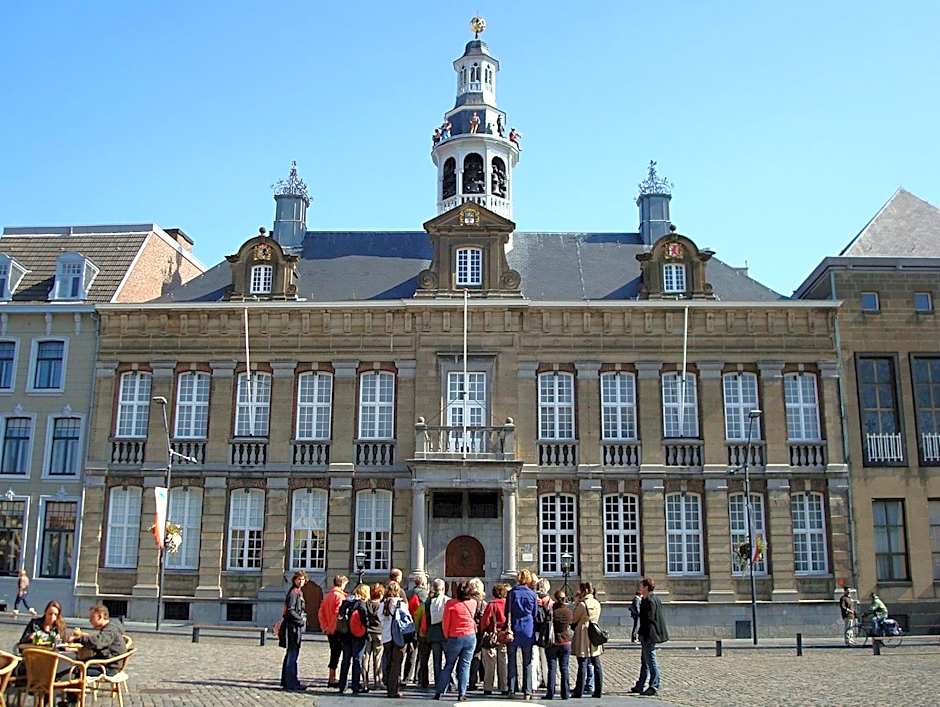 Hotel Roermond Next Door