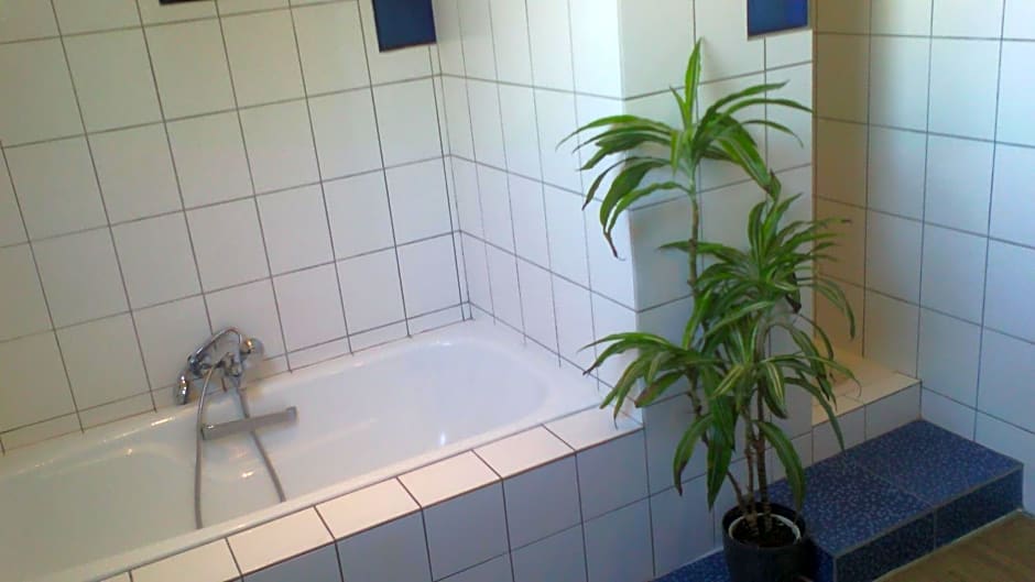 Schuttershof Heerlen - Adults Only