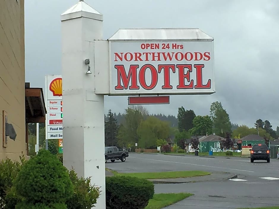 Northwoods Motel