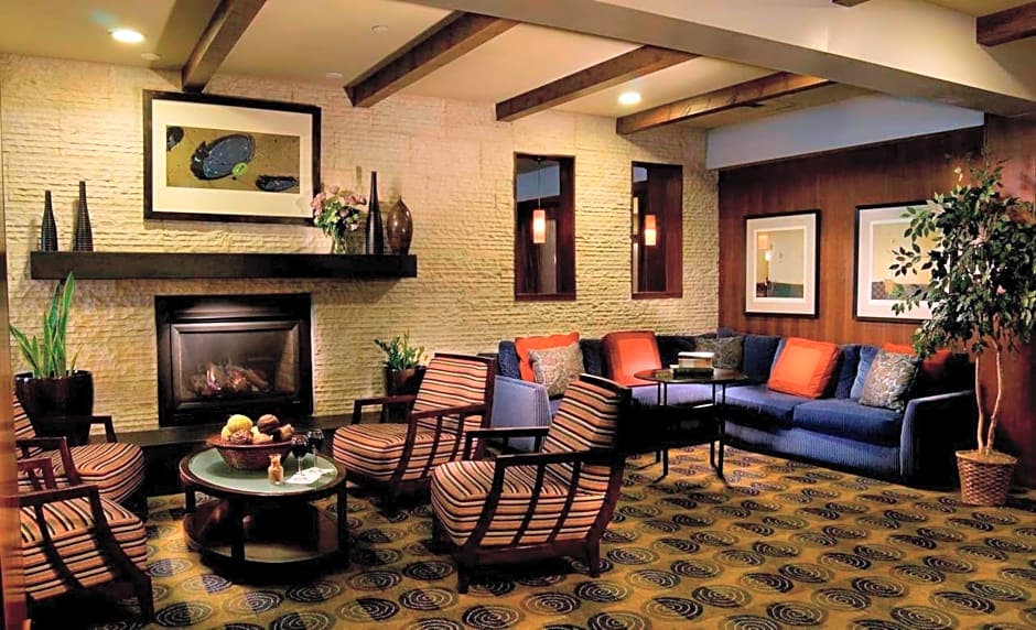 DoubleTree by Hilton Norwalk