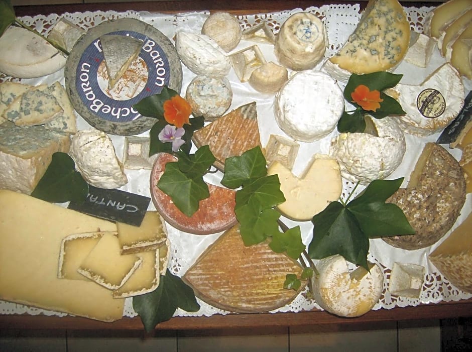 Logis Hotel De Paris