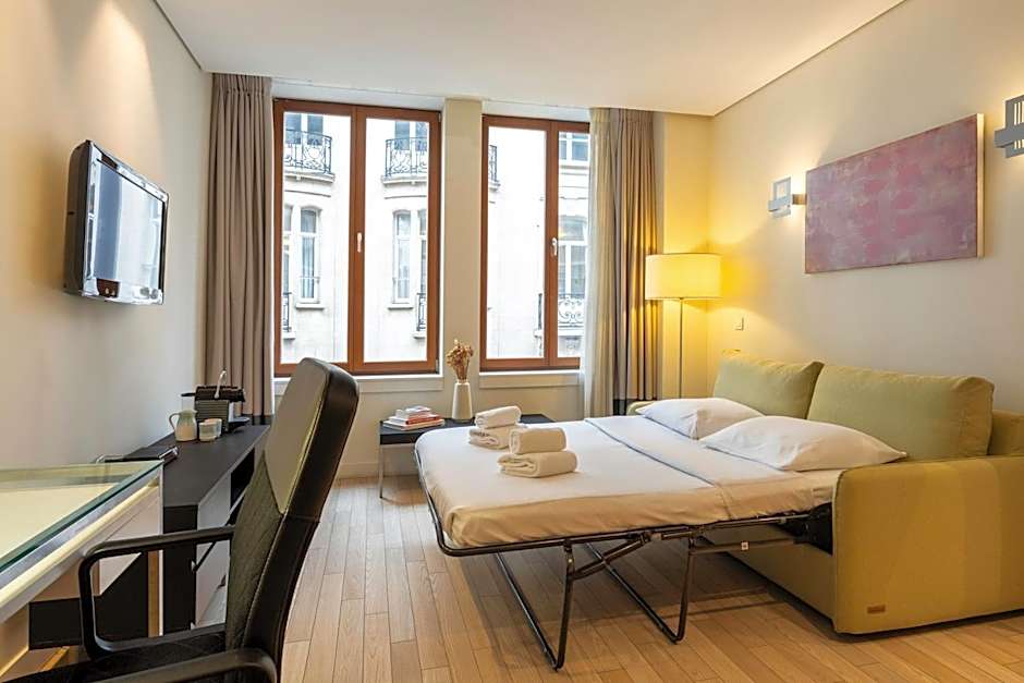 B-Aparthotels Grand Place