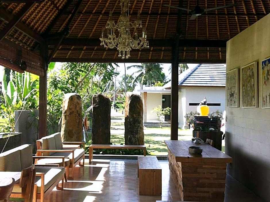 Villa Kayu Lama