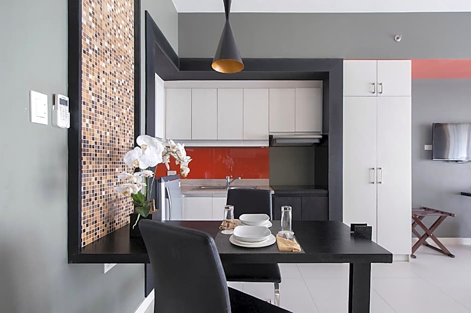 Kl Tower Serviced Residences Managed By Hii