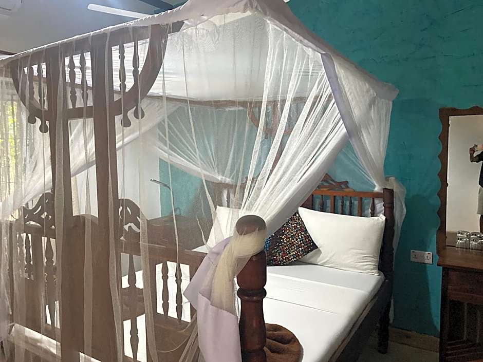 Mbuyuni Beach Village