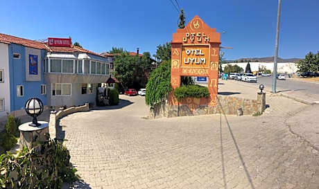 Uyum Hotel