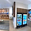 Holiday Inn Express & Suites Marquette By IHG